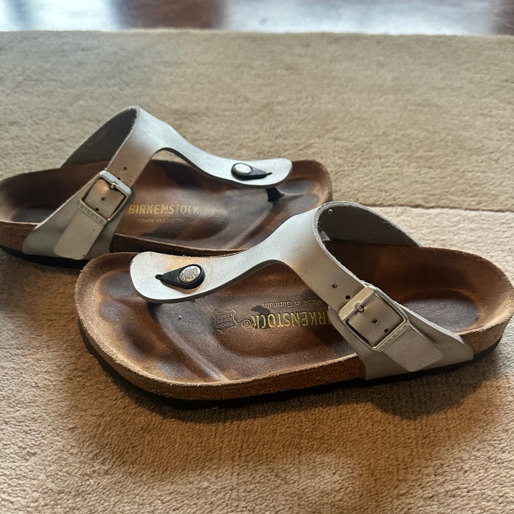 Birkenstock Gizeh Silver Metallic Sandals with Buckle 37 - Picture 3 of 4